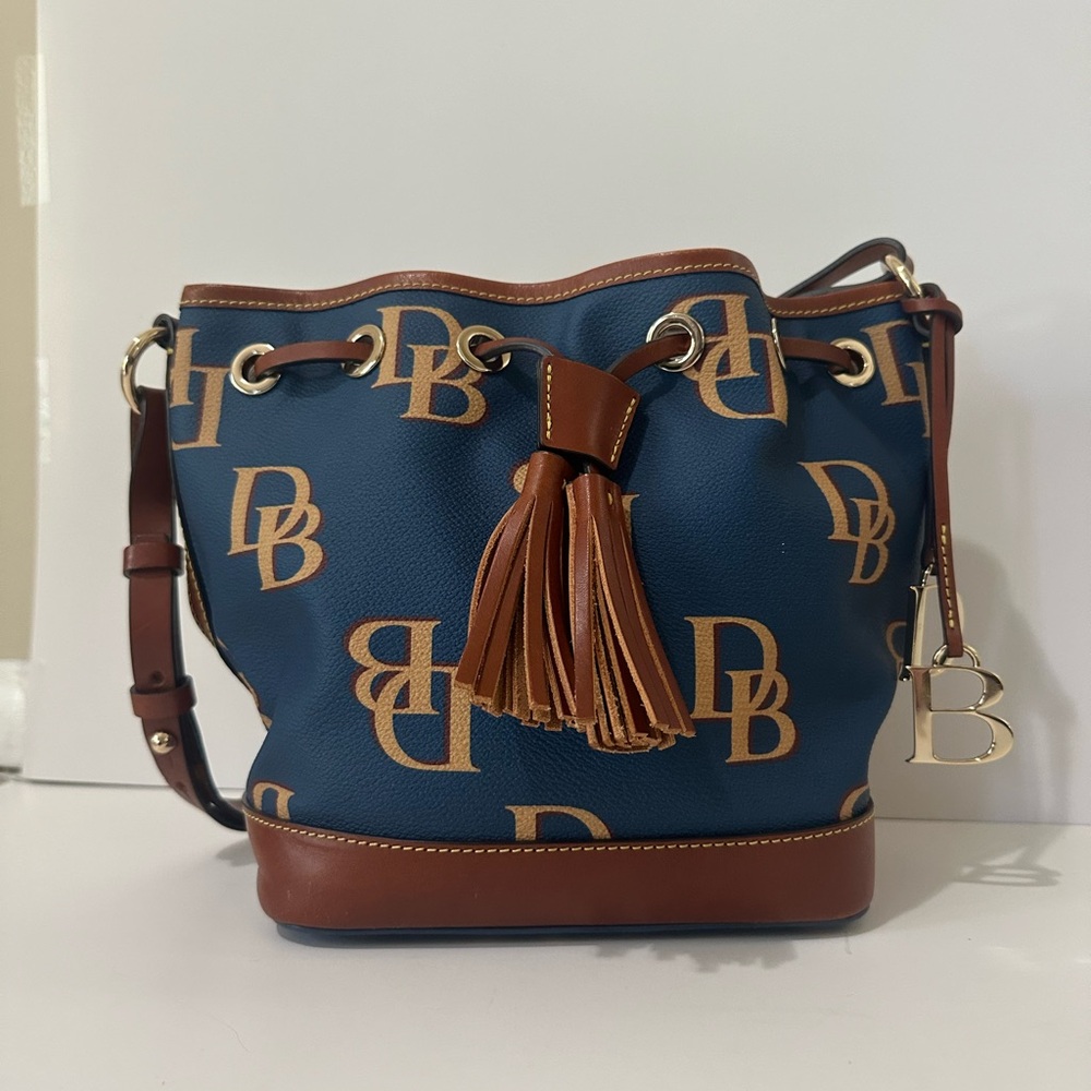 Dooney and Bourke - Shoulder Bag - Navy - S/M Size